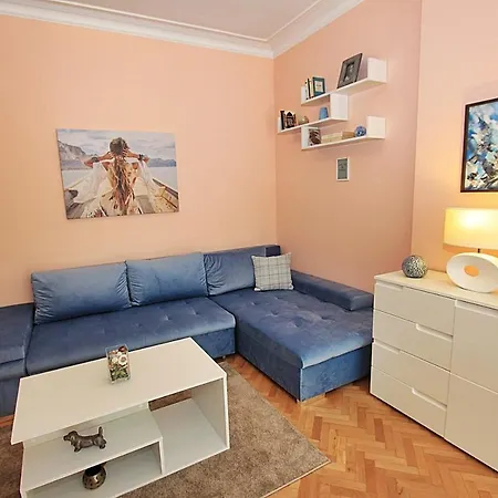 Colorful Апартамент *
